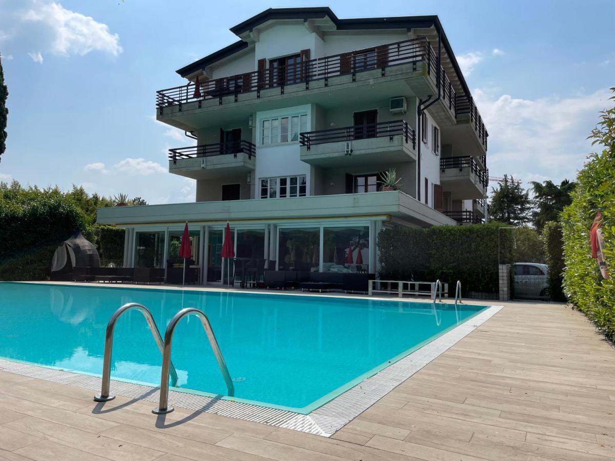 Residence Alexandra Stay Sirmione Exterior photo